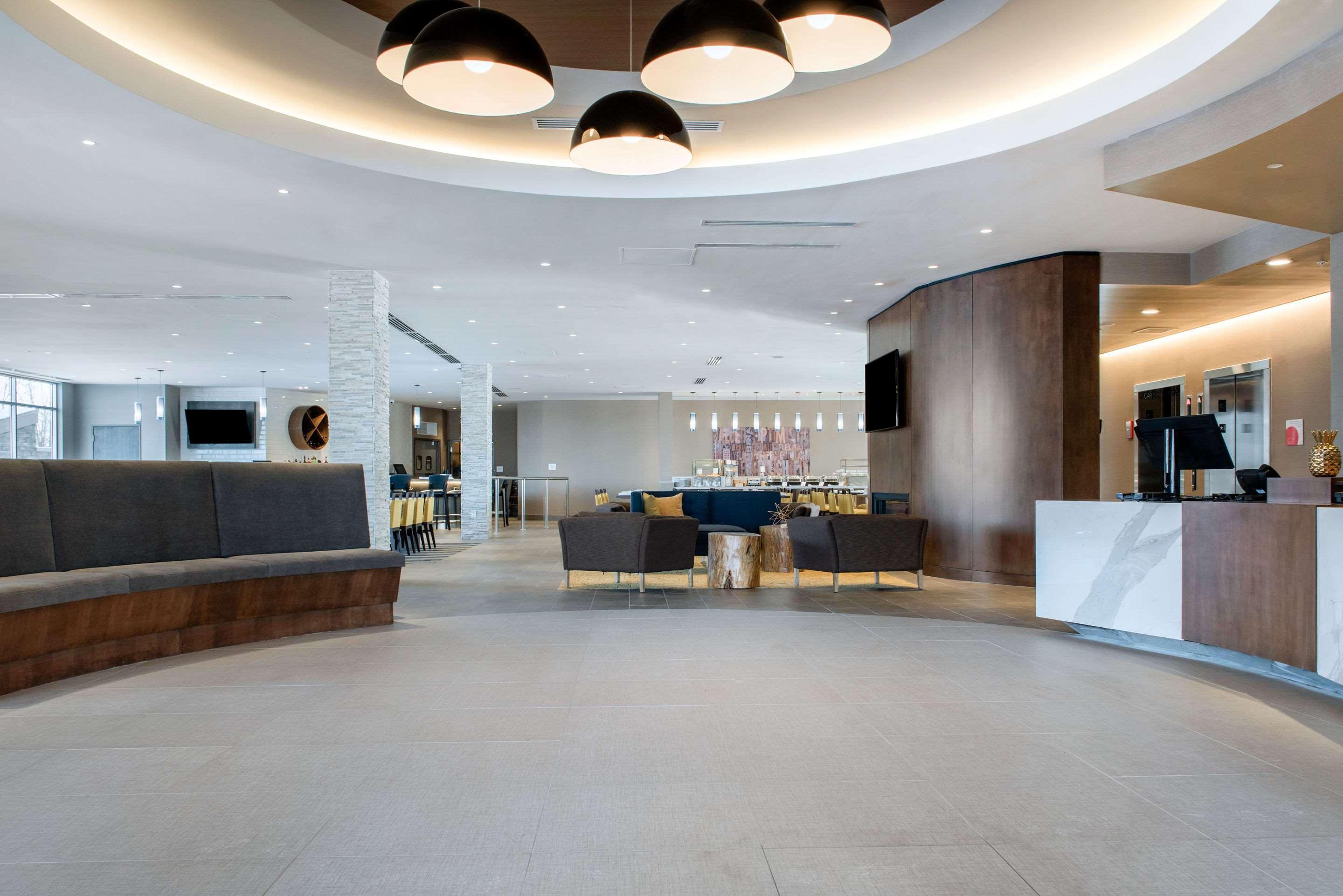Отель Wyndham Westfield Экстерьер фото